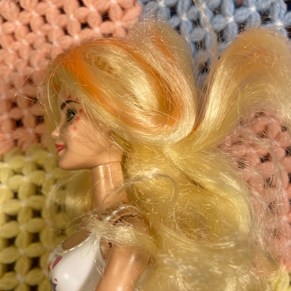 B1G2 - Fashion Doll Barbie Color Reveal Swim Wig - Buy 1, Get 2 FREE - Picture 5 of 9